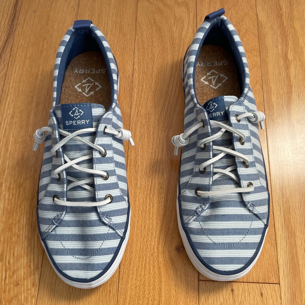 Sperry Crest Vibe Striped Canvas Sneaker Size 10